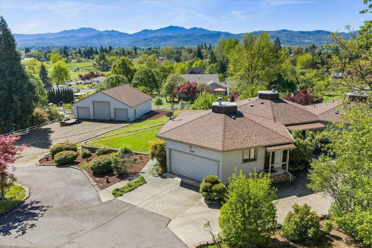 2340 Hillside, Central Point, OR, 97502