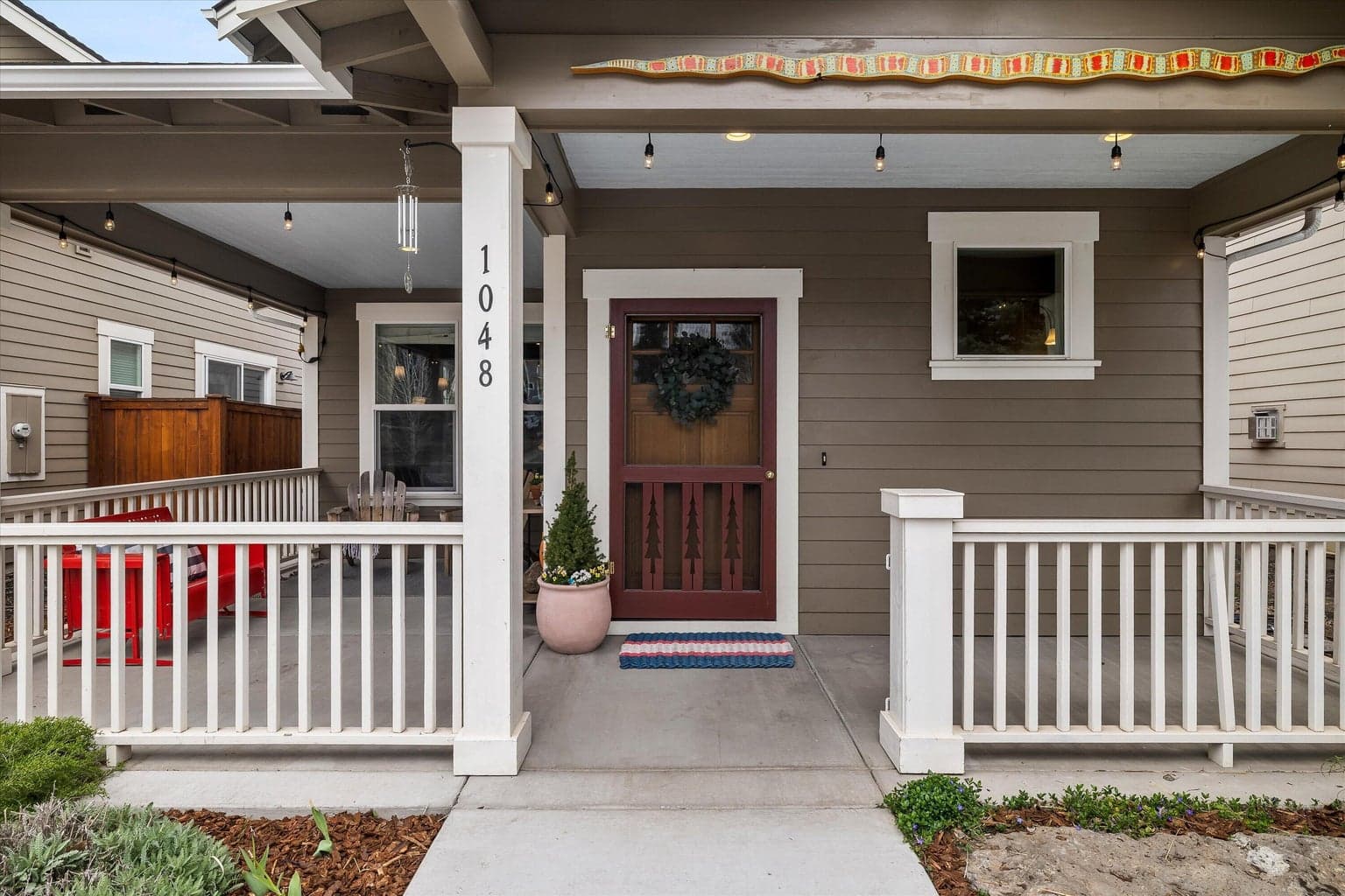 Photo of 1048 Black Butte 2 of 39