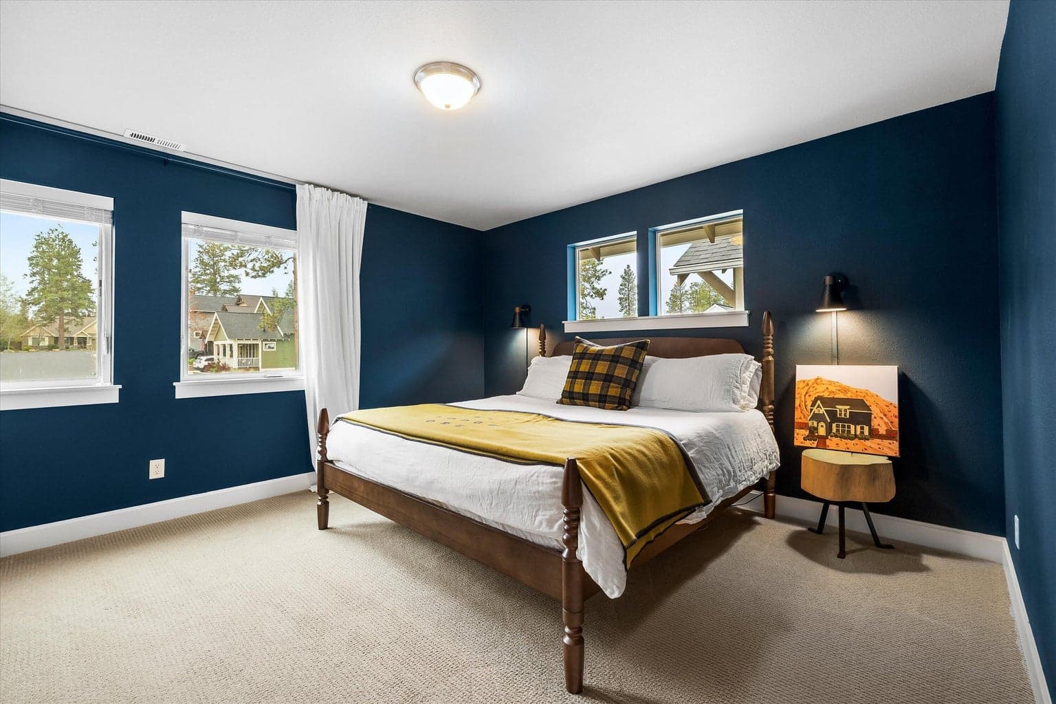 Photo of 1048 Black Butte 4 of 8