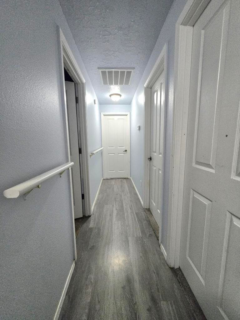 Photo of 16498 Cassidy Drive 6 of 20