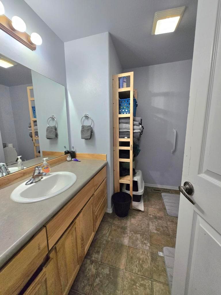 Photo of 16498 Cassidy Drive 14 of 20