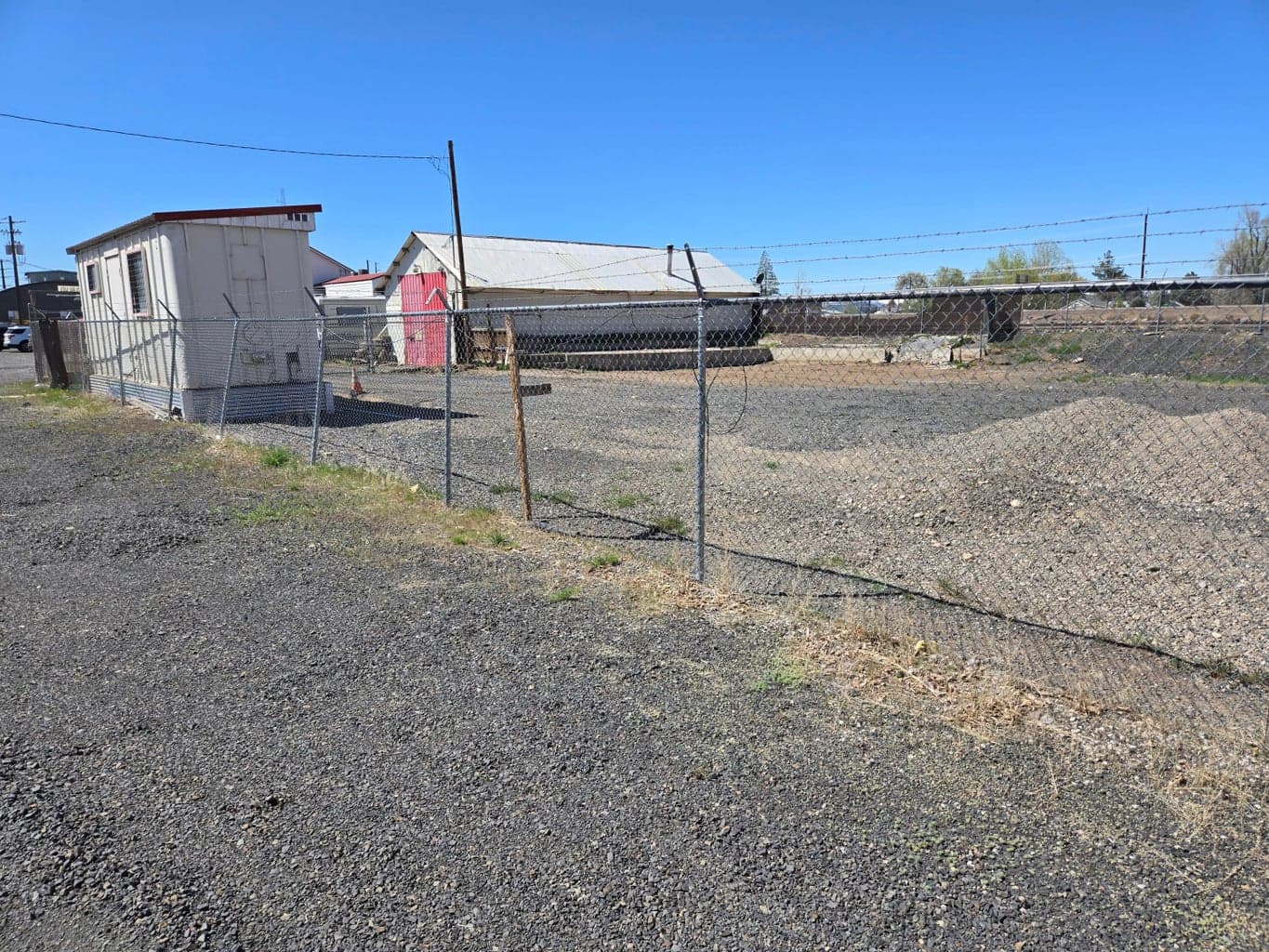 Photo of 205 Railroad 3 of 4