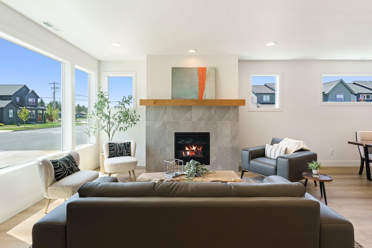 Photo of 21134 NE Beall Drive 6 of 47