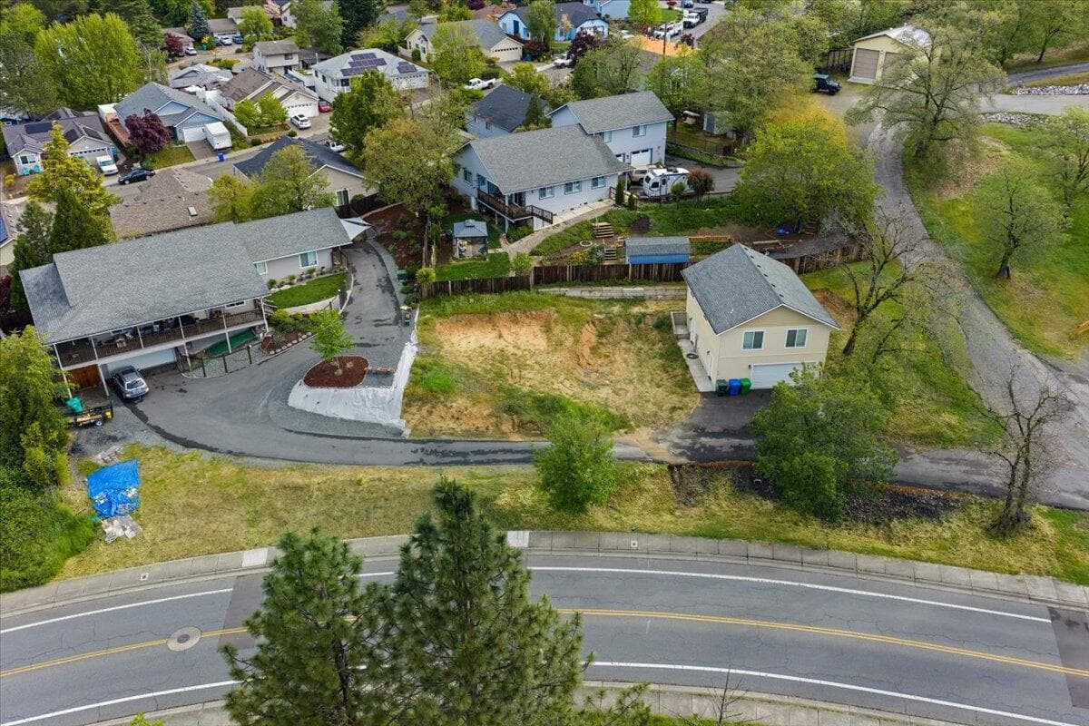 Photo of 416 Grandview 3 of 16