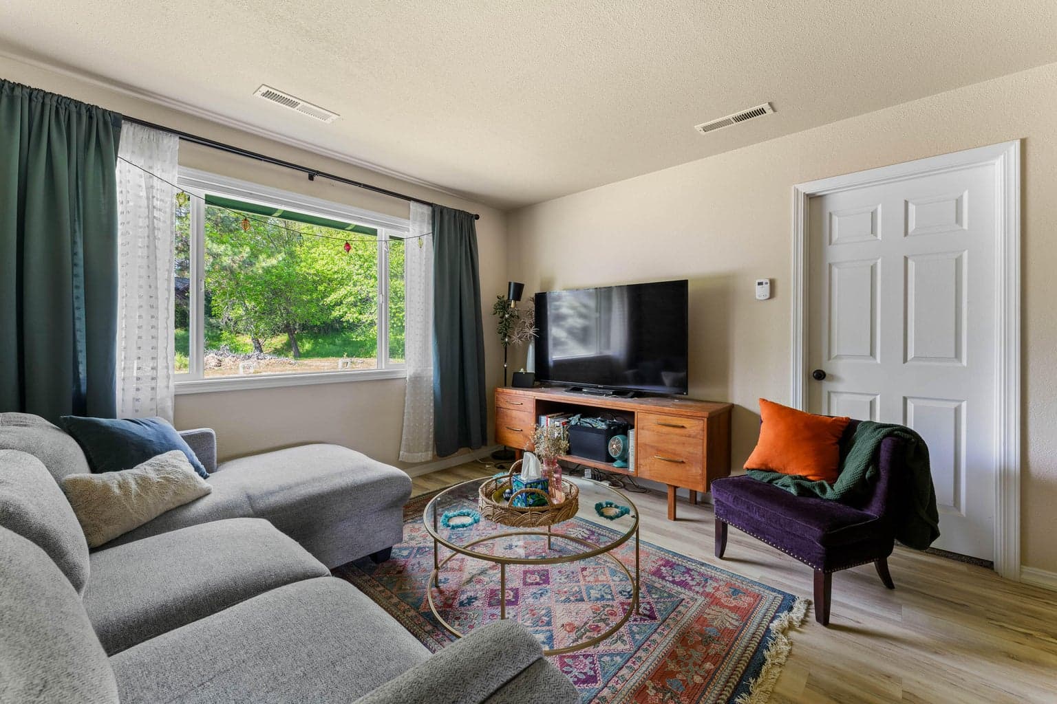 Photo of 824 Pine 5 of 38