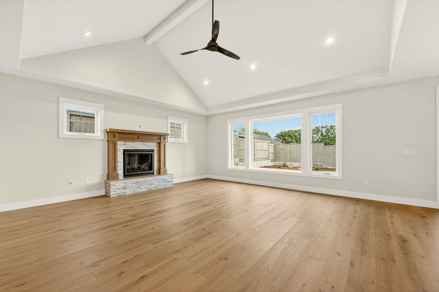 Photo of 4090 Crystal Springs 2 of 45