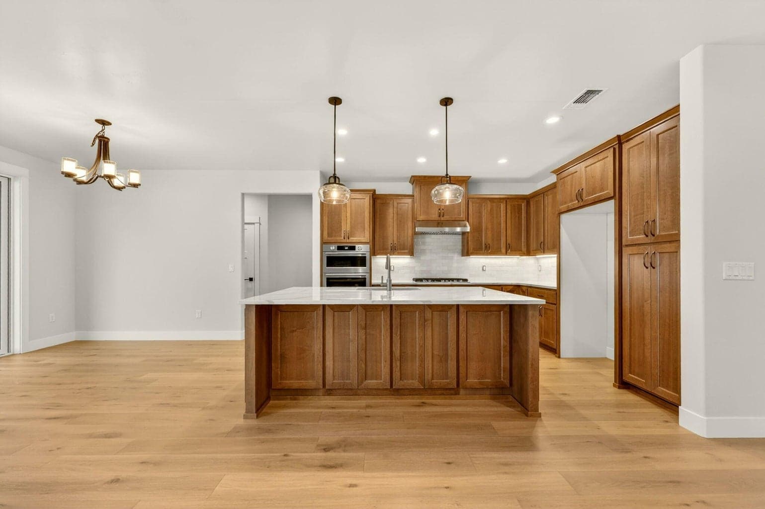 Photo of 4090 Crystal Springs 5 of 45