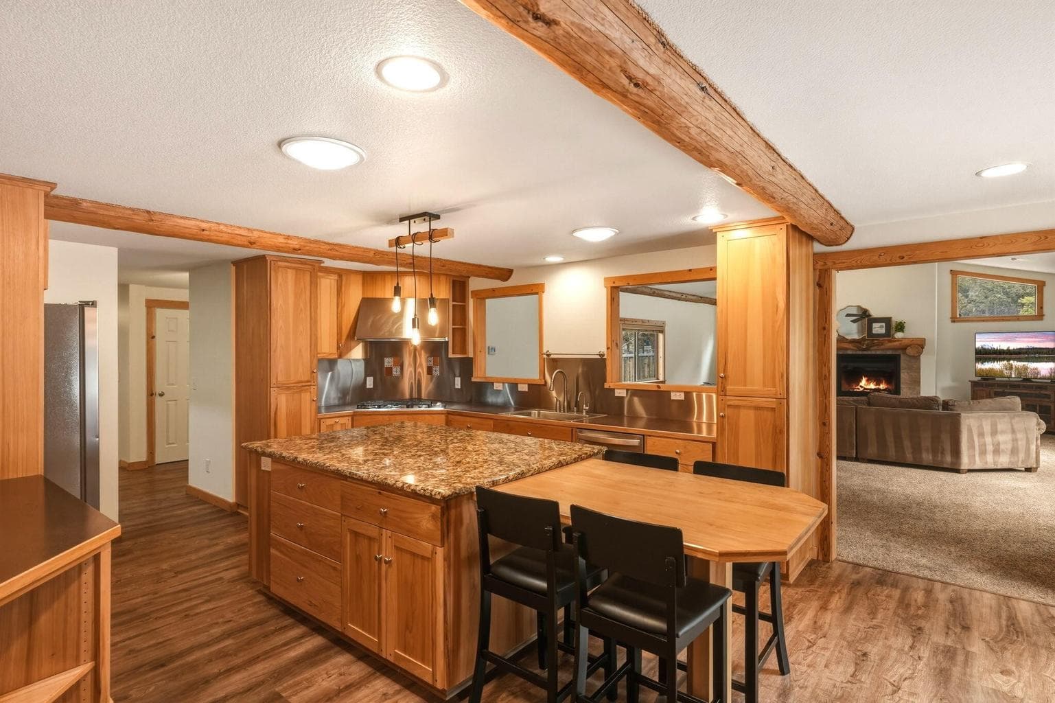 Photo of 63375 Saddleback Drive 16 of 81