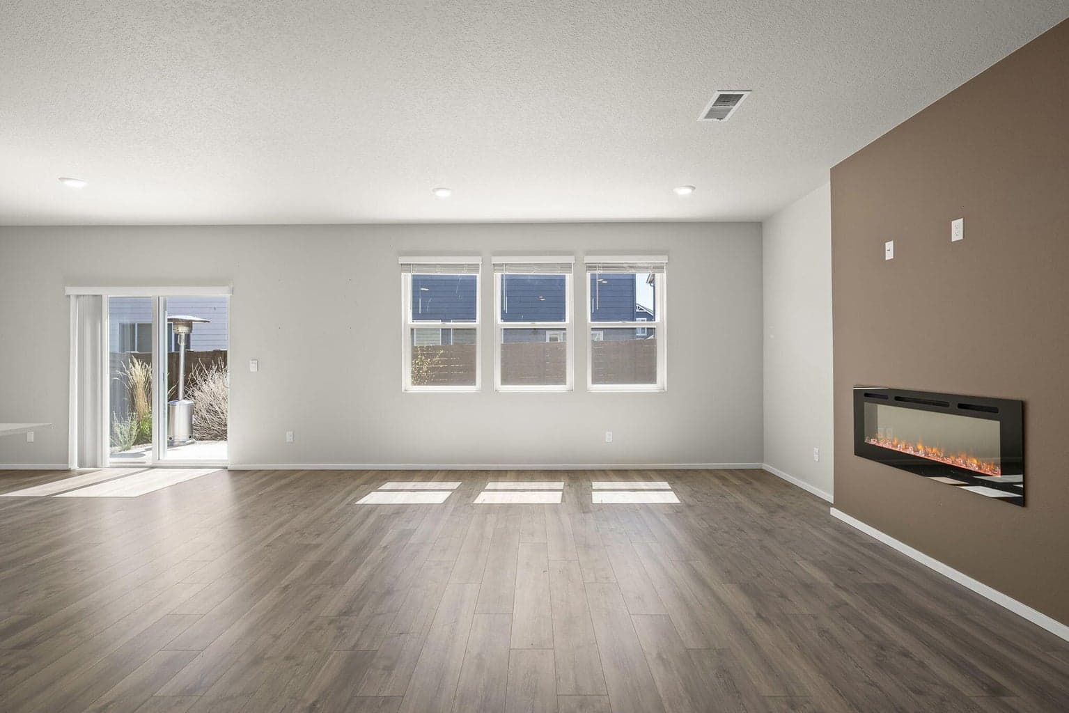 Photo of 20625 SE Slate Avenue 6 of 57