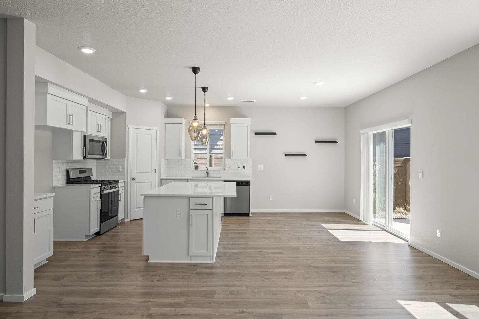 Photo of 20625 SE Slate Avenue 13 of 57