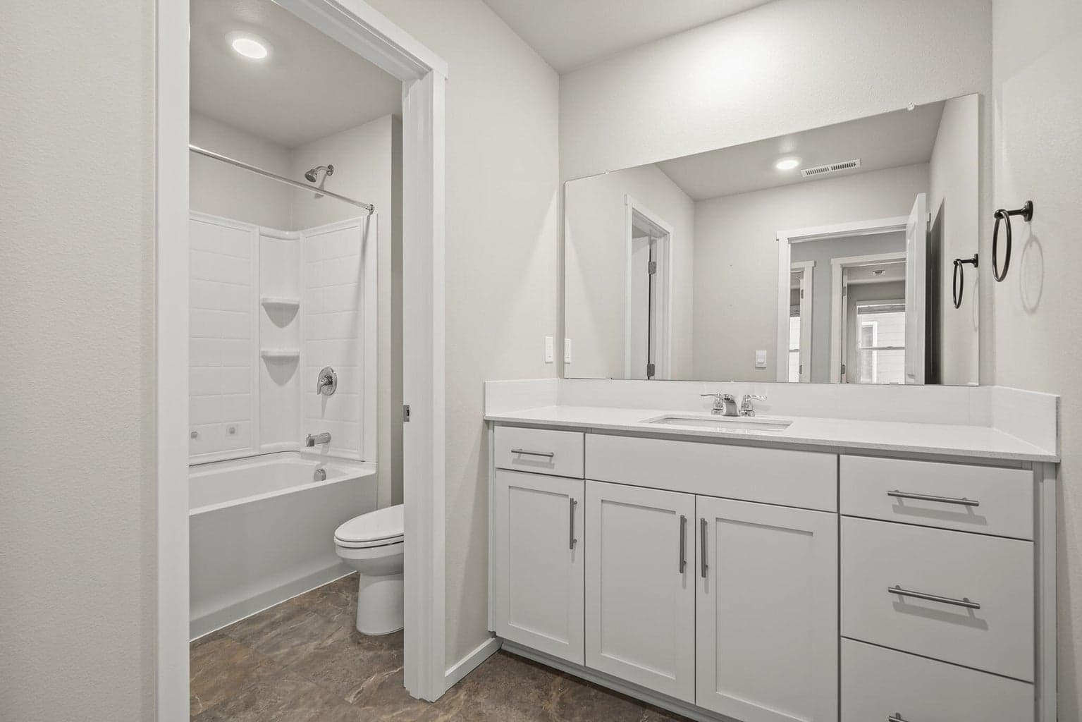 Photo of 20625 SE Slate Avenue 31 of 57