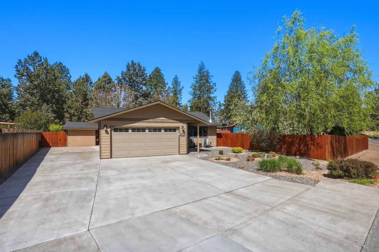 Photo of 61605 Summer Shade 5 of 67