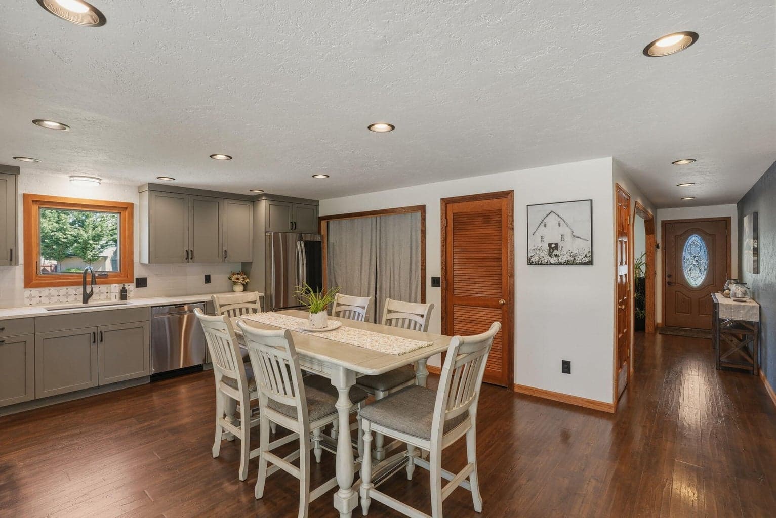Photo of 61605 Summer Shade Drive 11 of 64