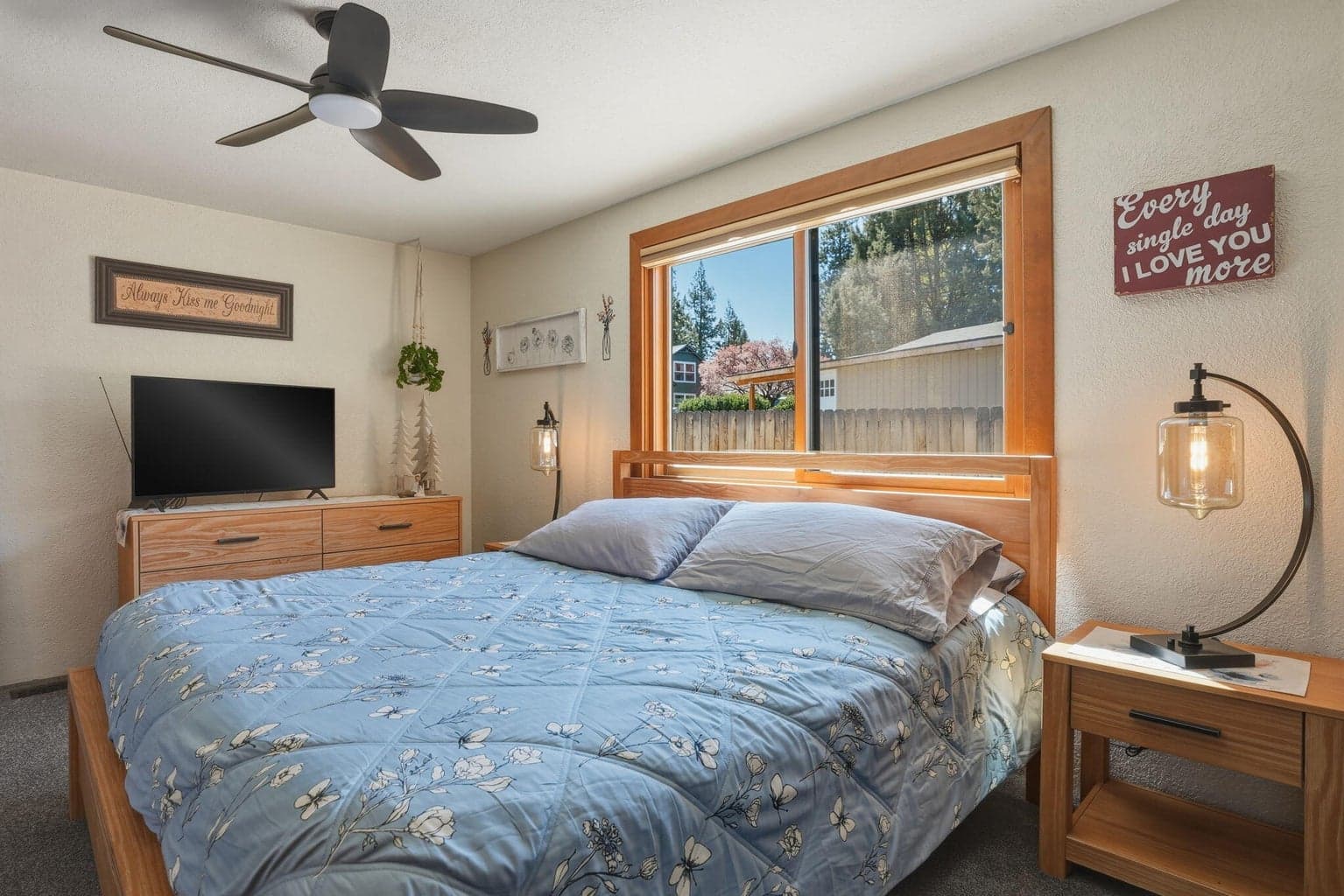 Photo of 61605 Summer Shade Drive 16 of 64