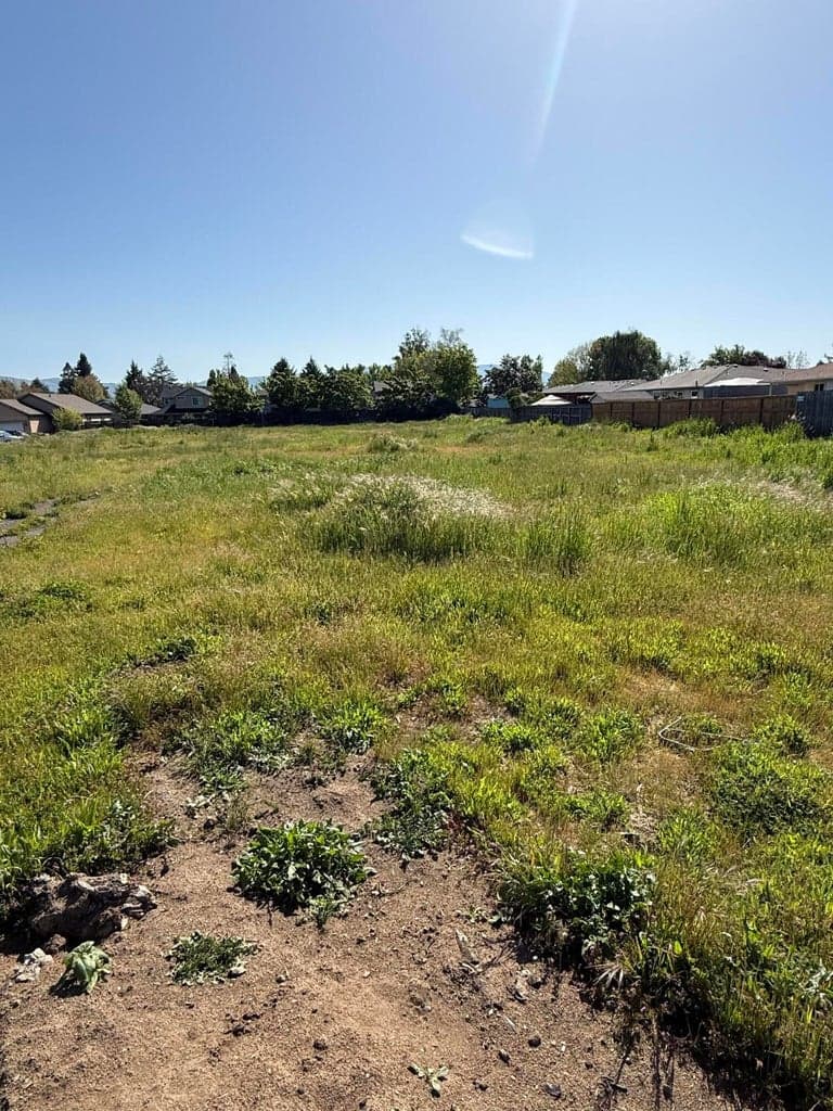 Photo of 1479 Orchard Home 2 of 6