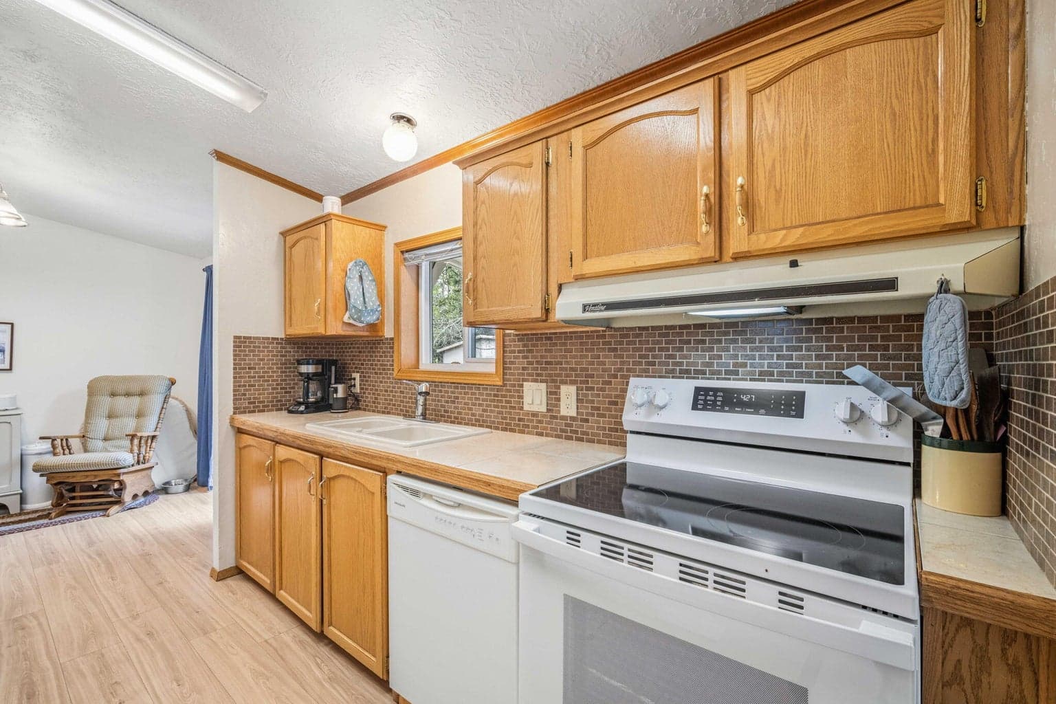 Photo of 147135 Bills Road 5 of 43