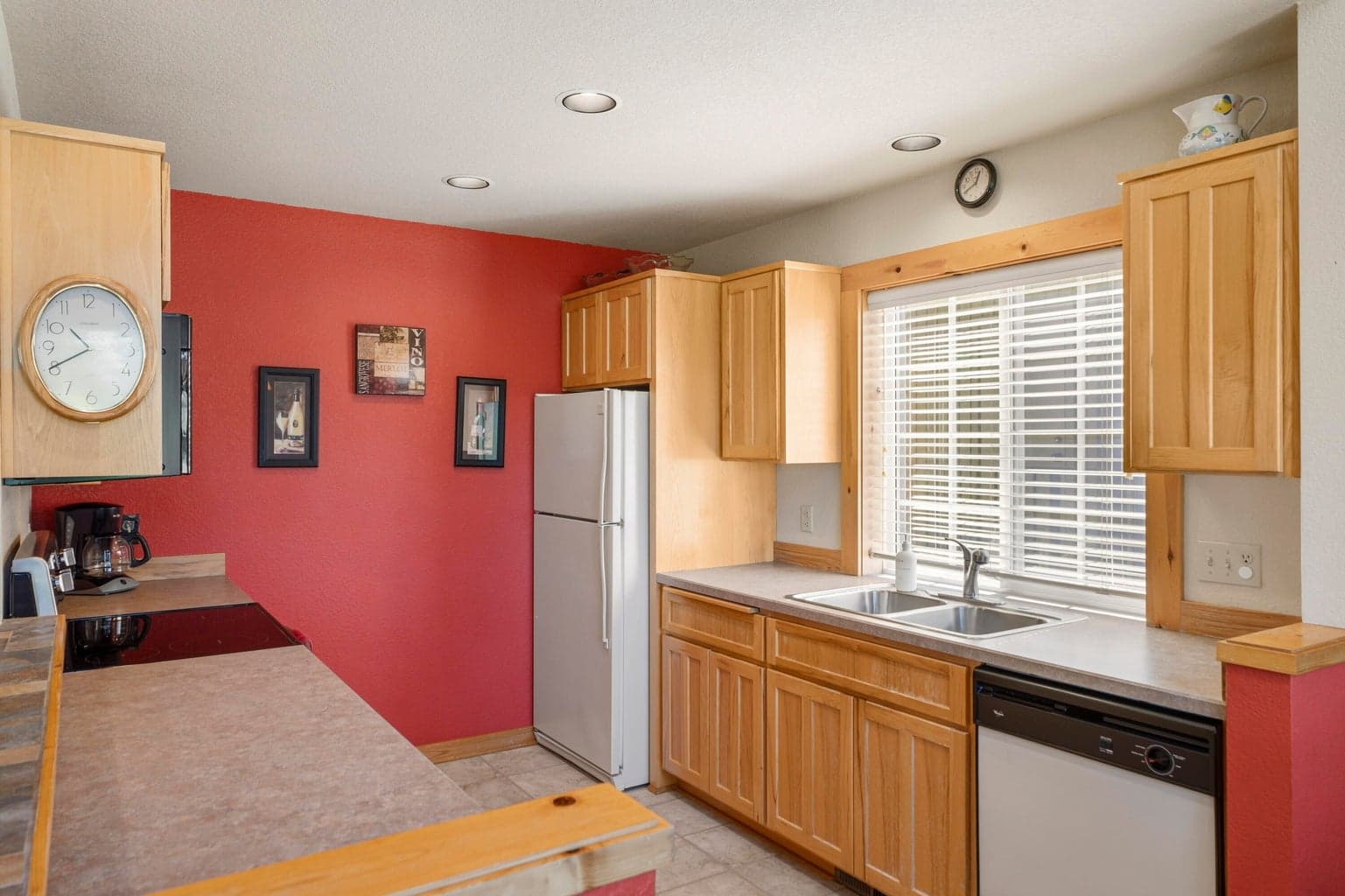 Photo of 1643 Prairie Falcon Drive 21 of 65