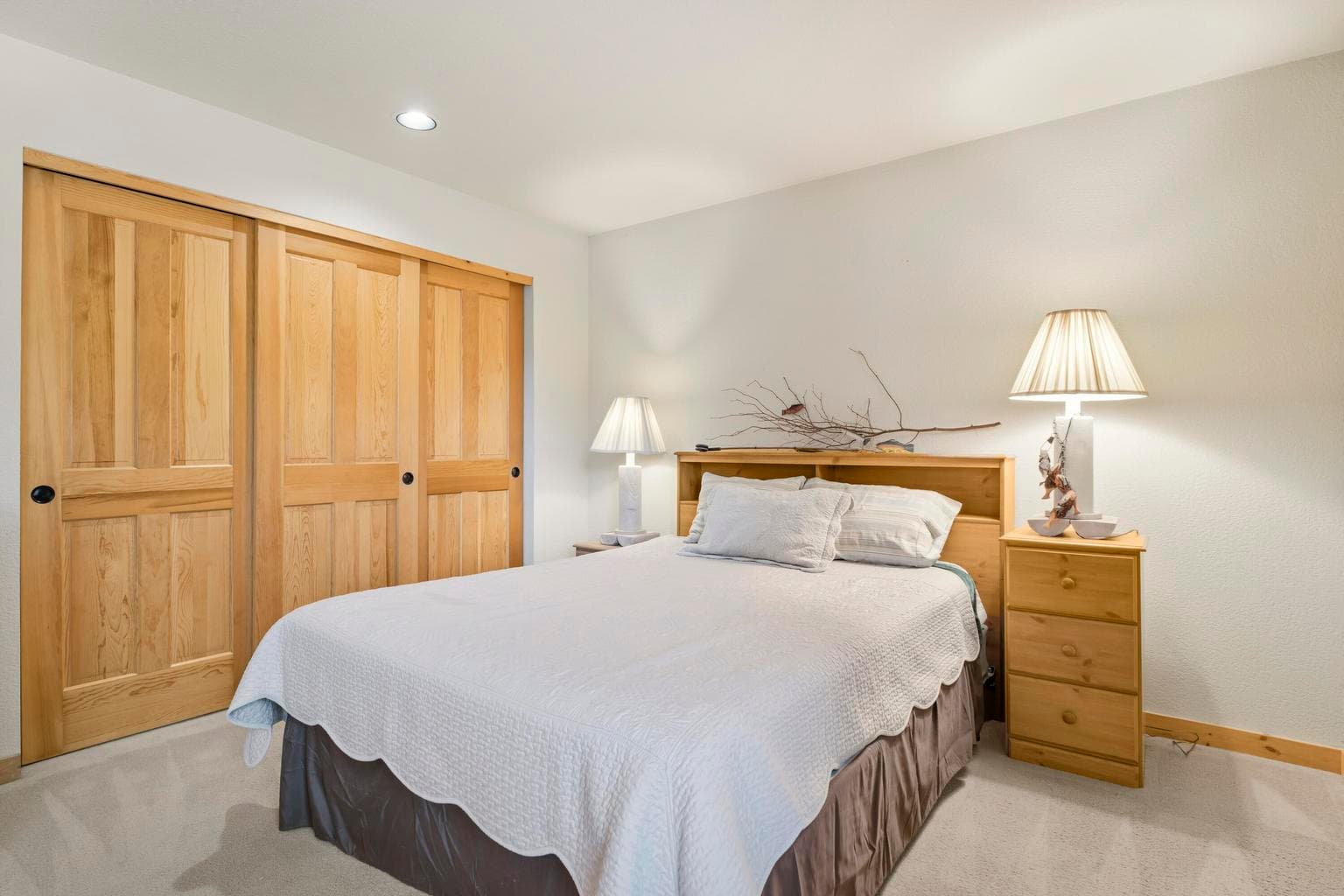 Main Floor Primary bedroom