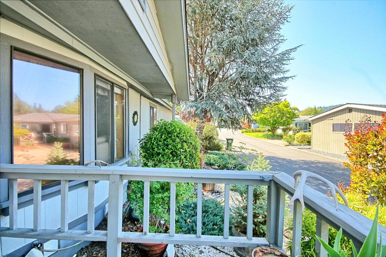 Photo of 1848 Tamarac 4 of 35