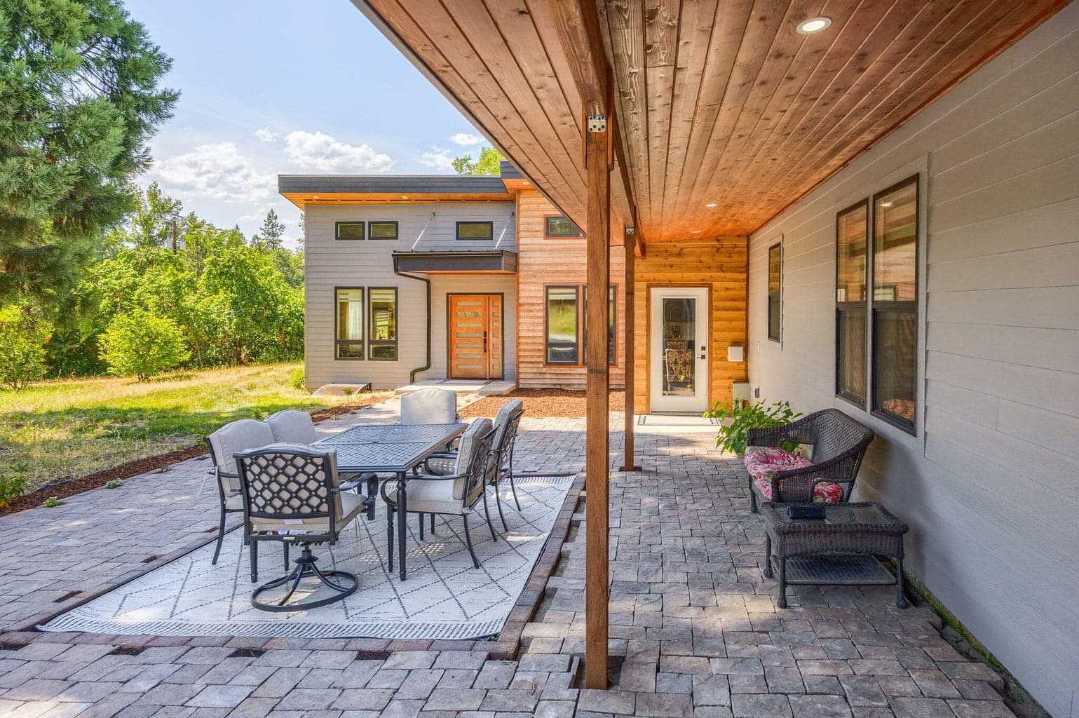 Photo of 4235 Highland 4 of 55