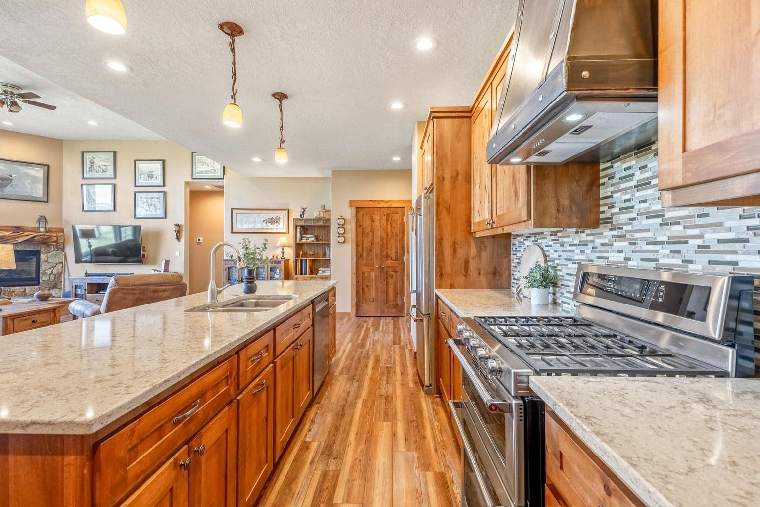 Photo of 561 SE Stearns Road 12 of 46
