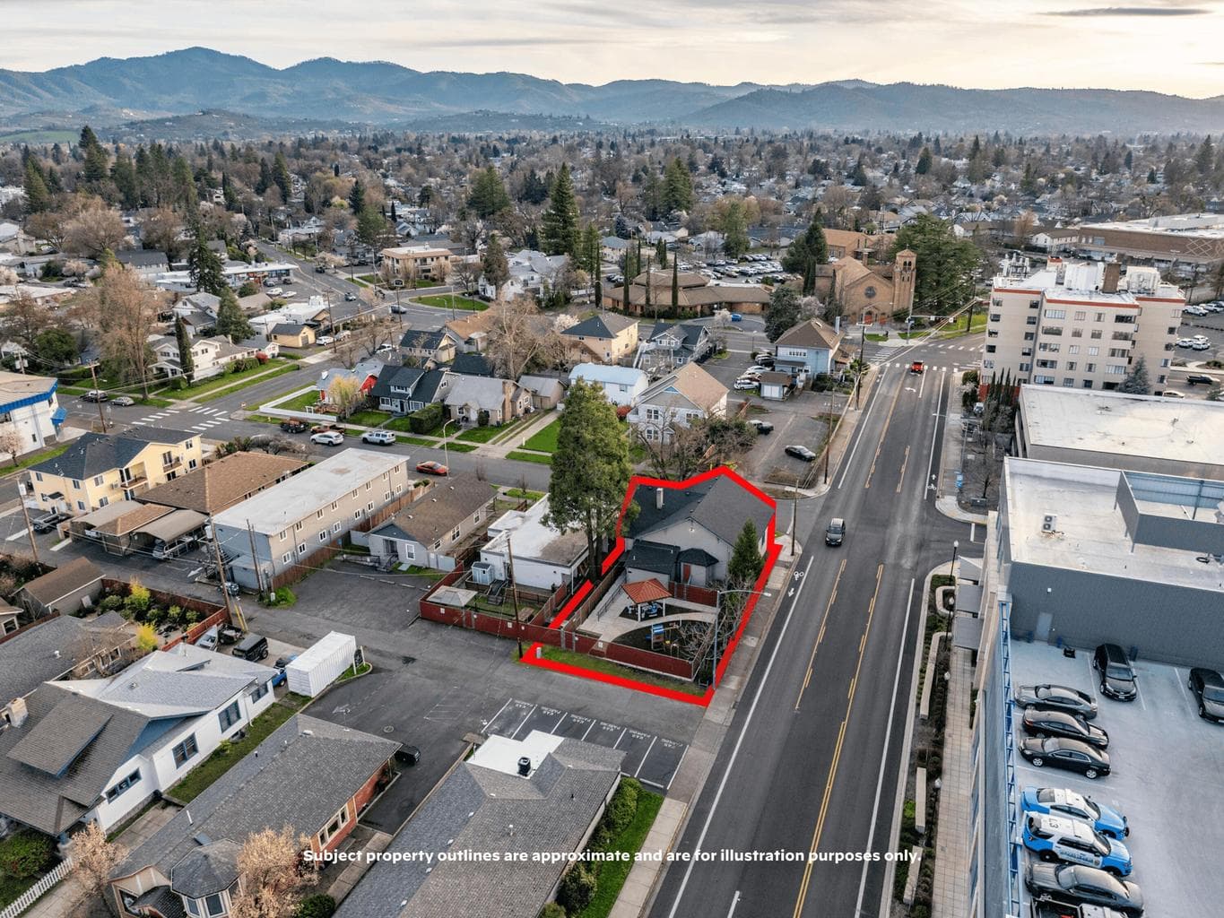 Photo of 301 Ivy 3 of 42
