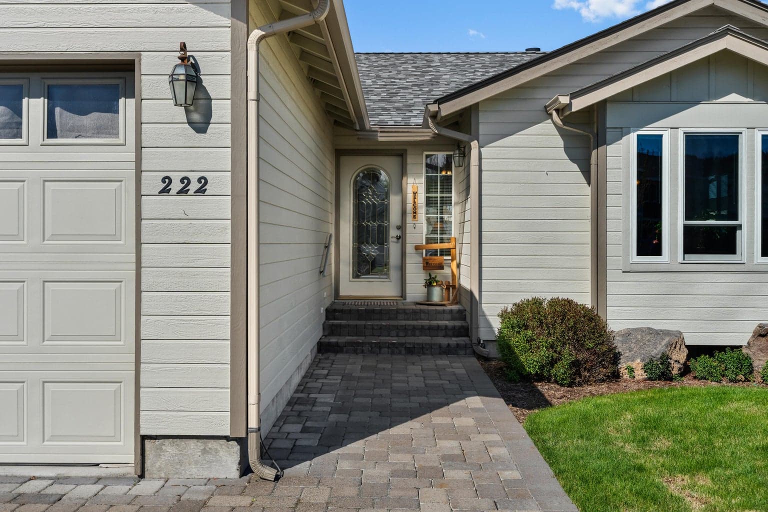 Photo of 222 Meadow Lakes 5 of 32