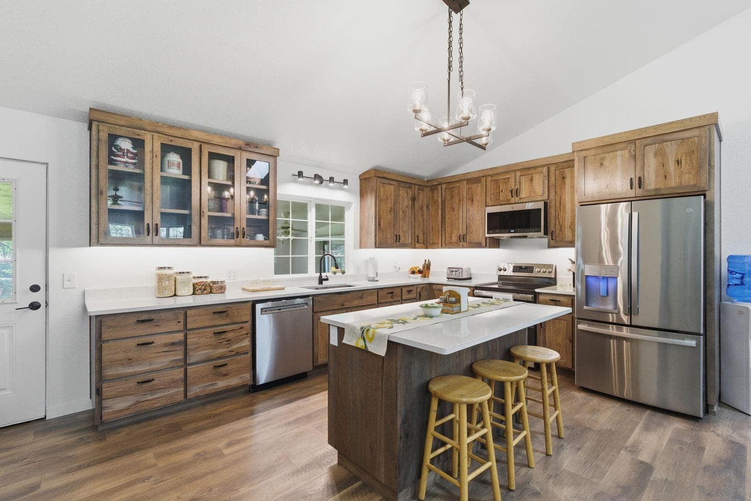 Photo of 190 Spring Oak 4 of 34