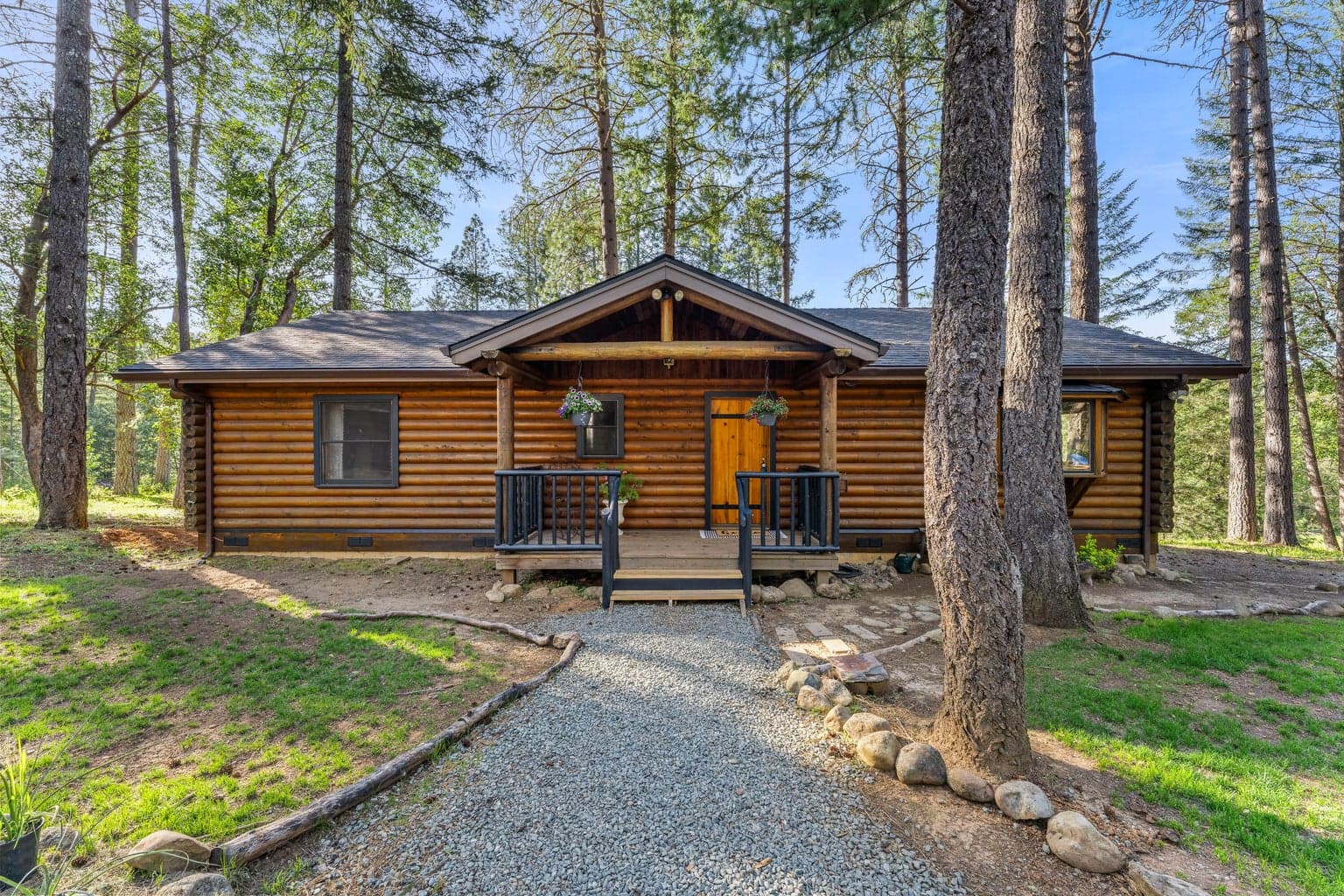 1201 Reeves Creek
