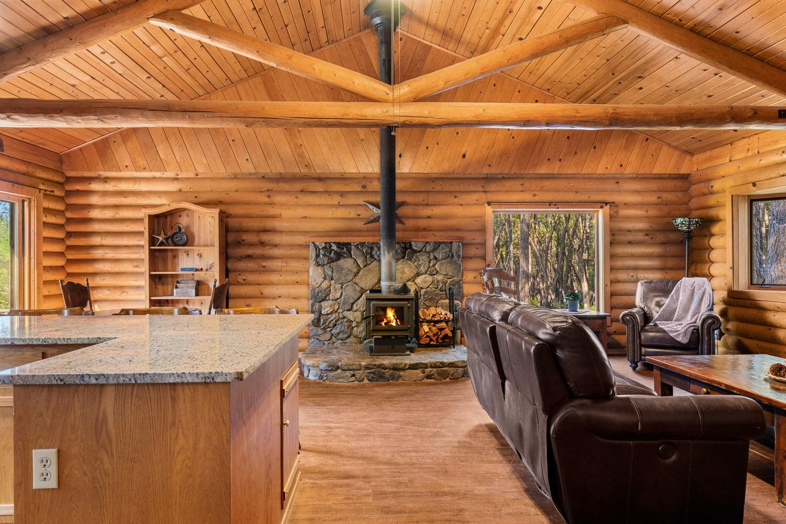 Photo of 1201 Reeves Creek 4 of 38