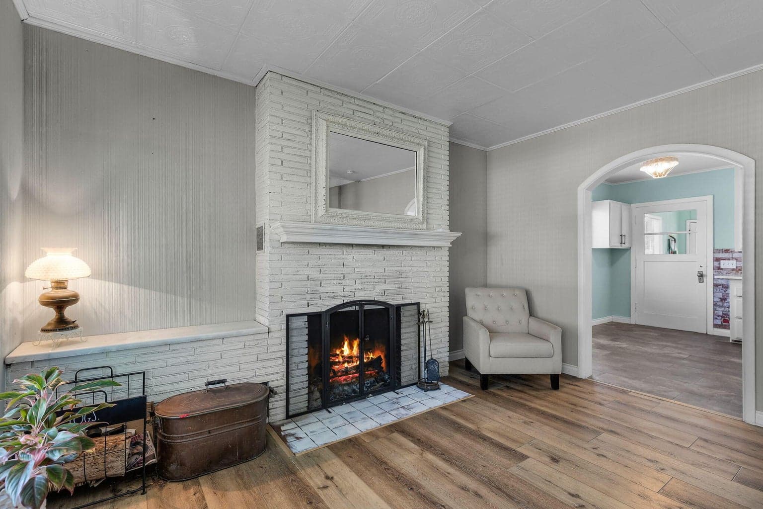 Photo of 924 NE 9th Street 10 of 41