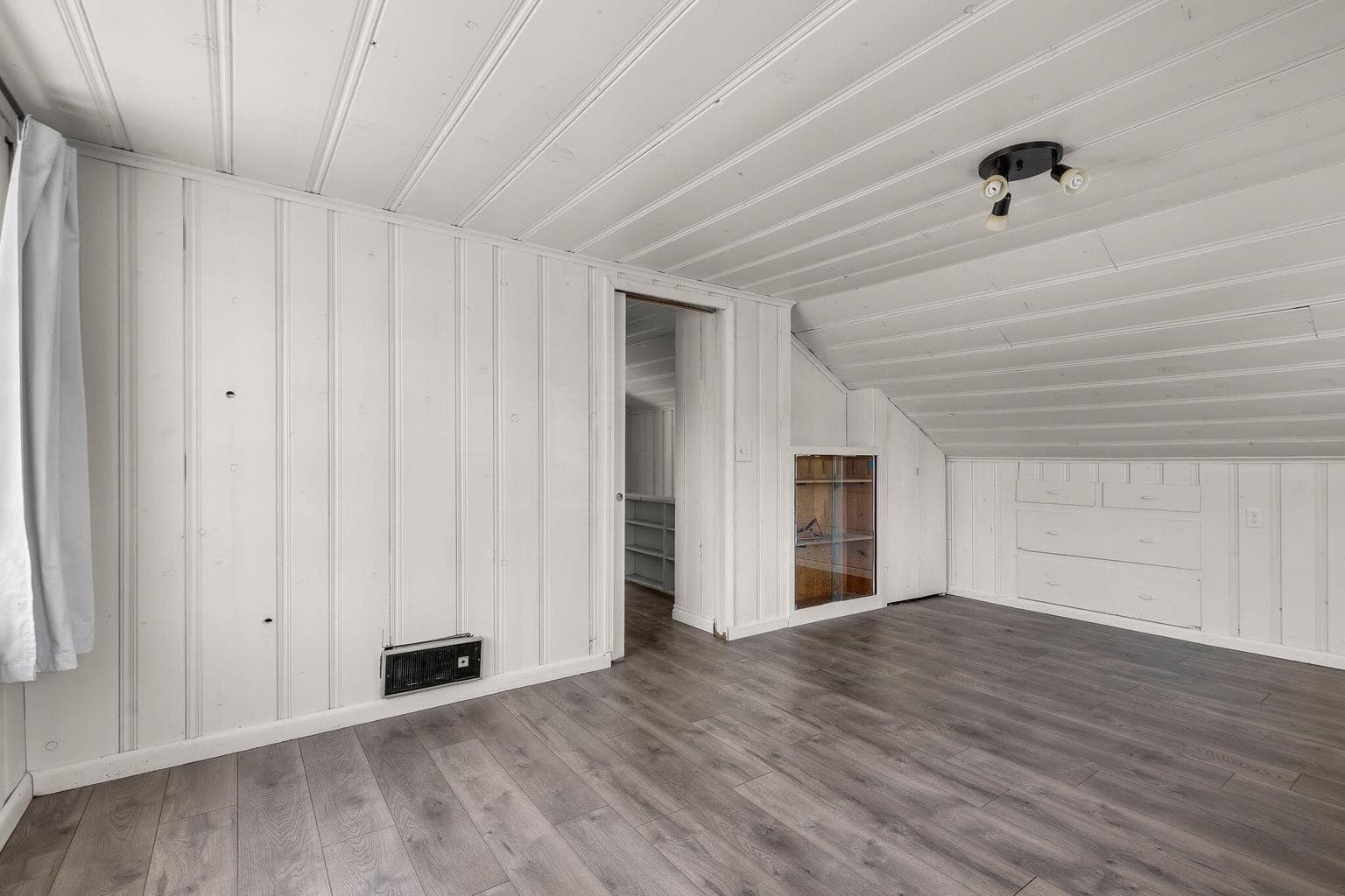 Photo of 924 NE 9th Street 35 of 41