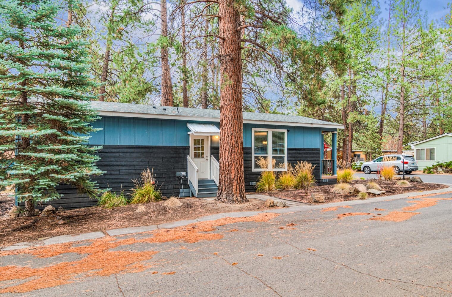 Photo of 61040 Queens Drive 4 of 23