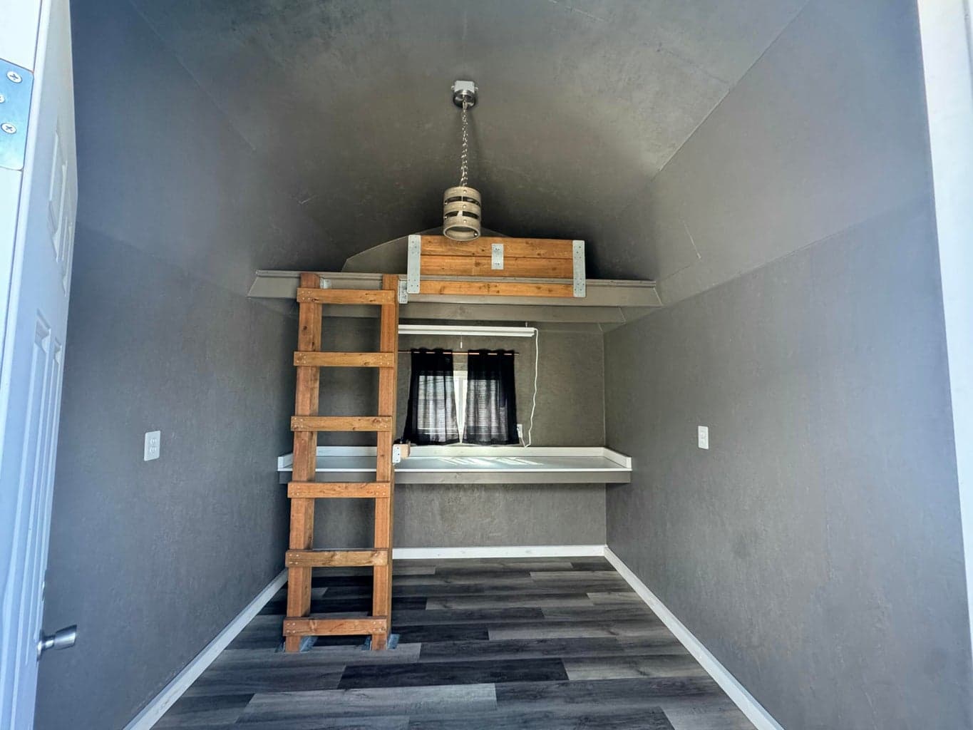 Photo of 906 NE Mahogany Street 23 of 32