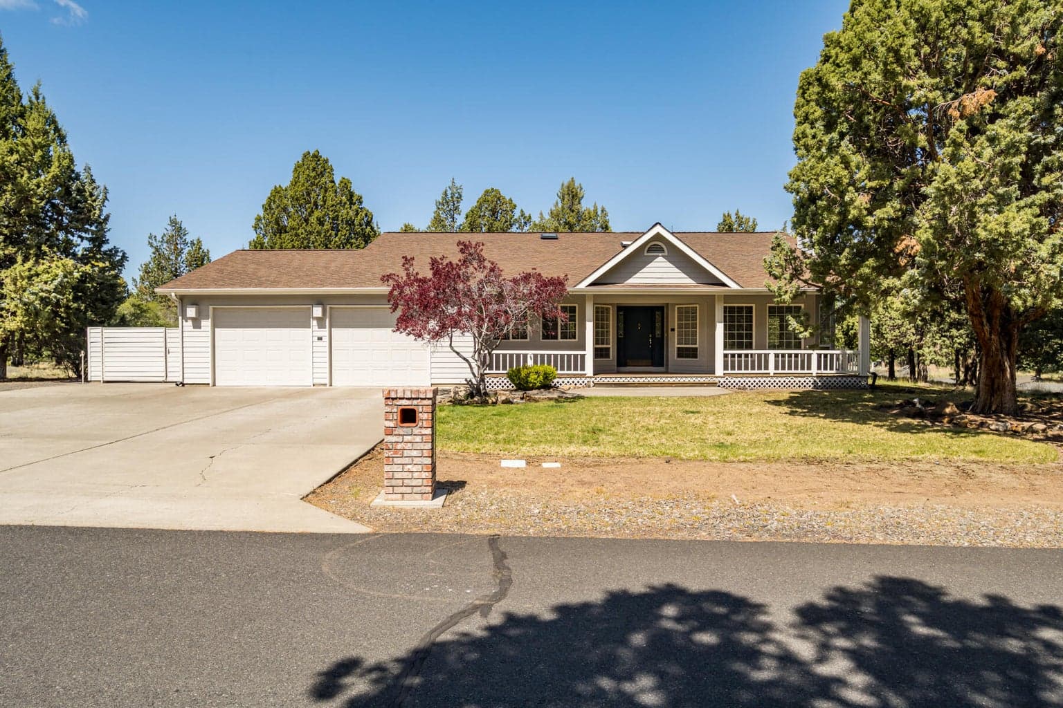 Photo of 892 Chelsea 2 of 46