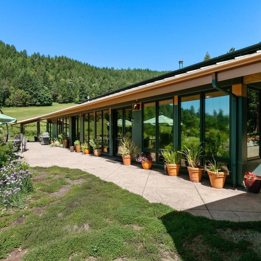Photo of 1104 Upper Cow Creek 2 of 77