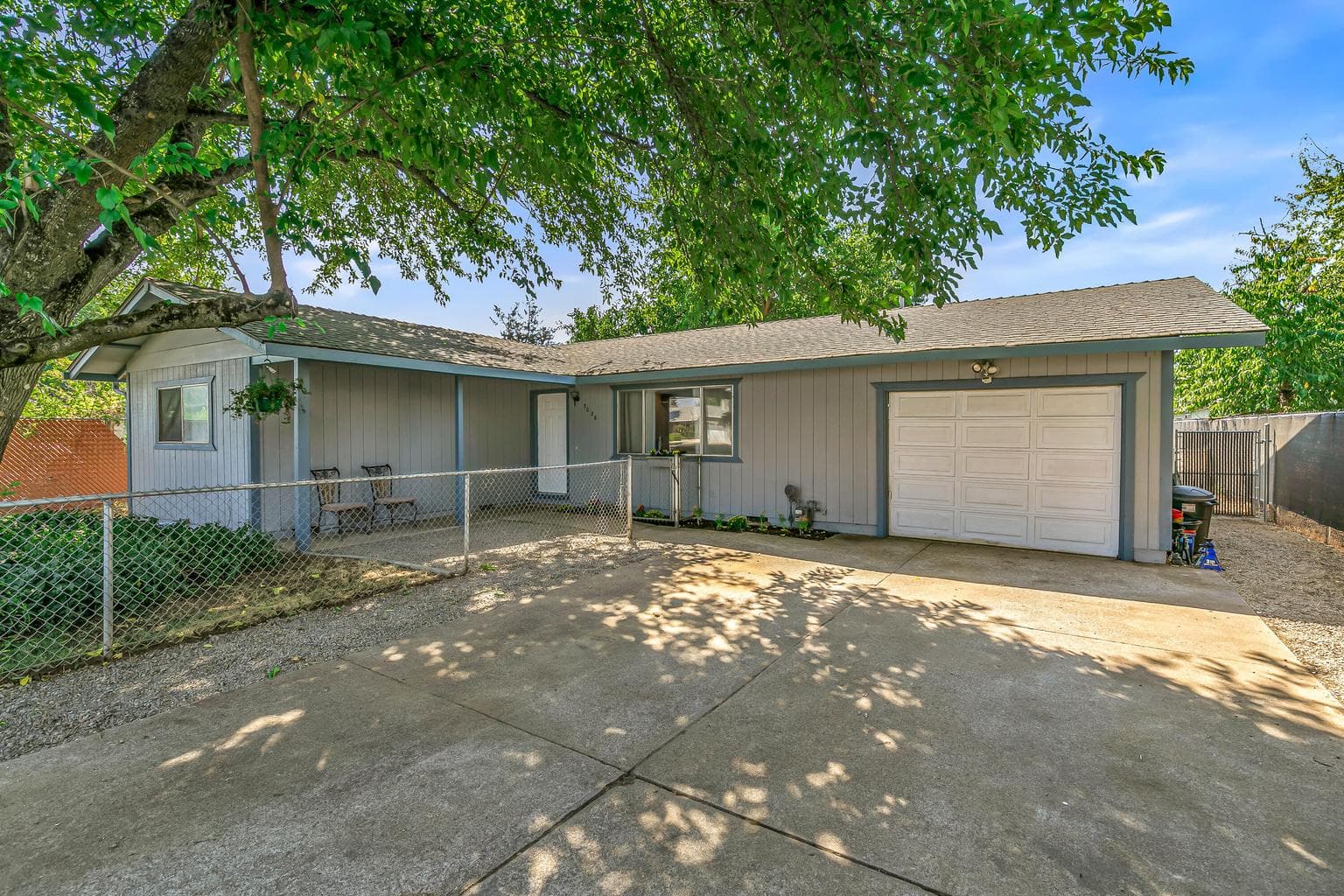 Photo of 3026 Avenue G 3 of 30