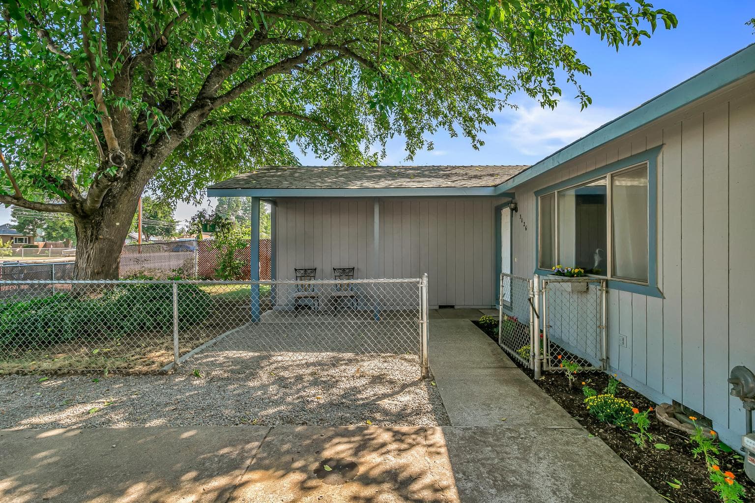 Photo of 3026 Avenue G 4 of 30