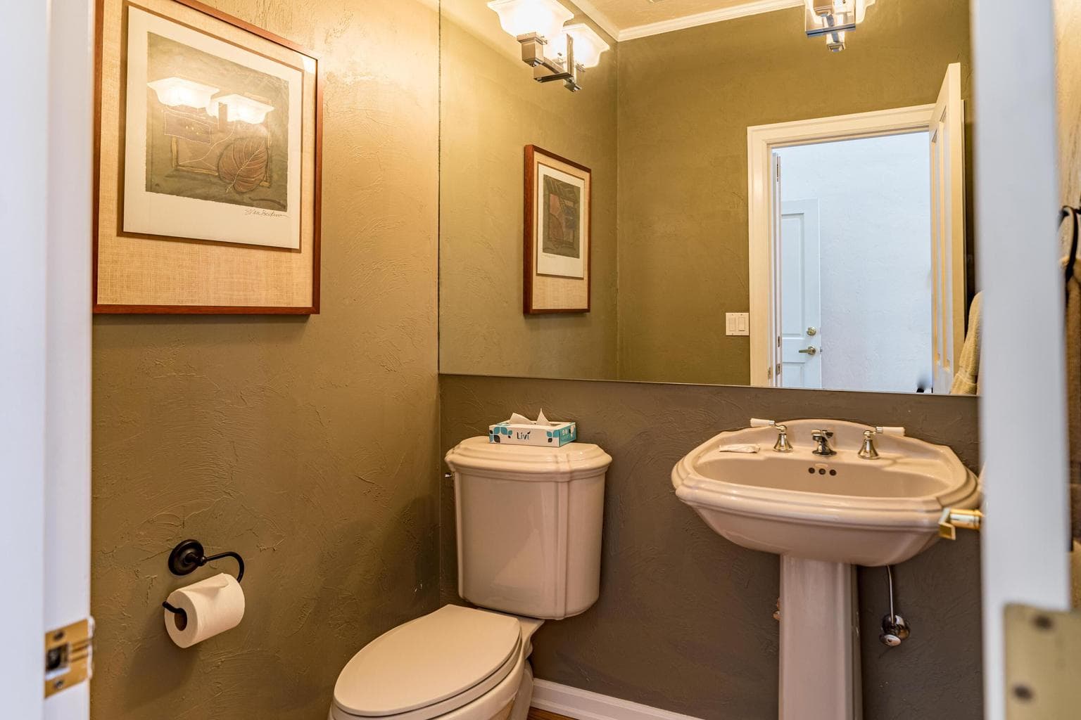 Photo of 57022 Peppermill Circle 9 of 21