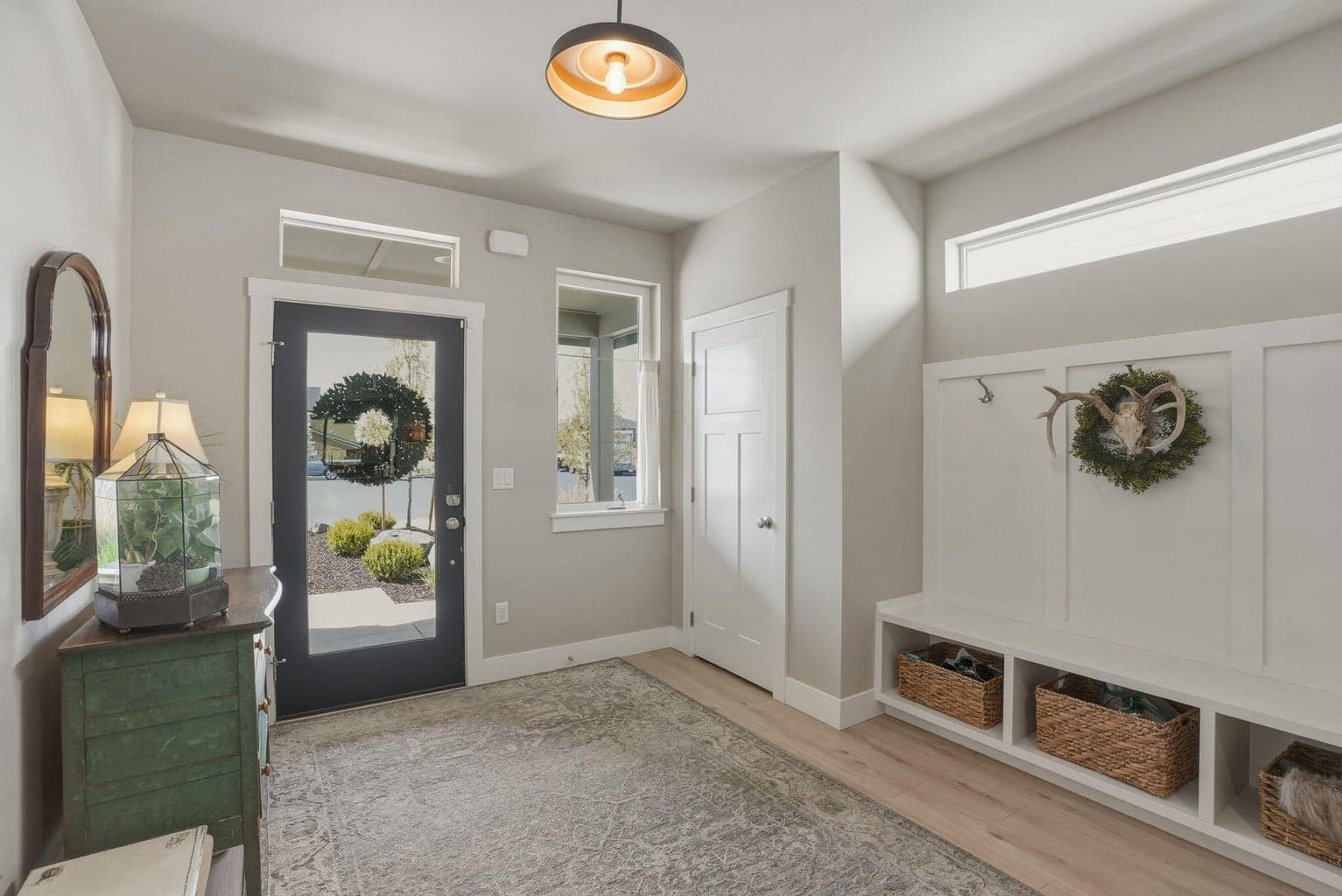 Photo of 20546 Aberdeen 2 of 39