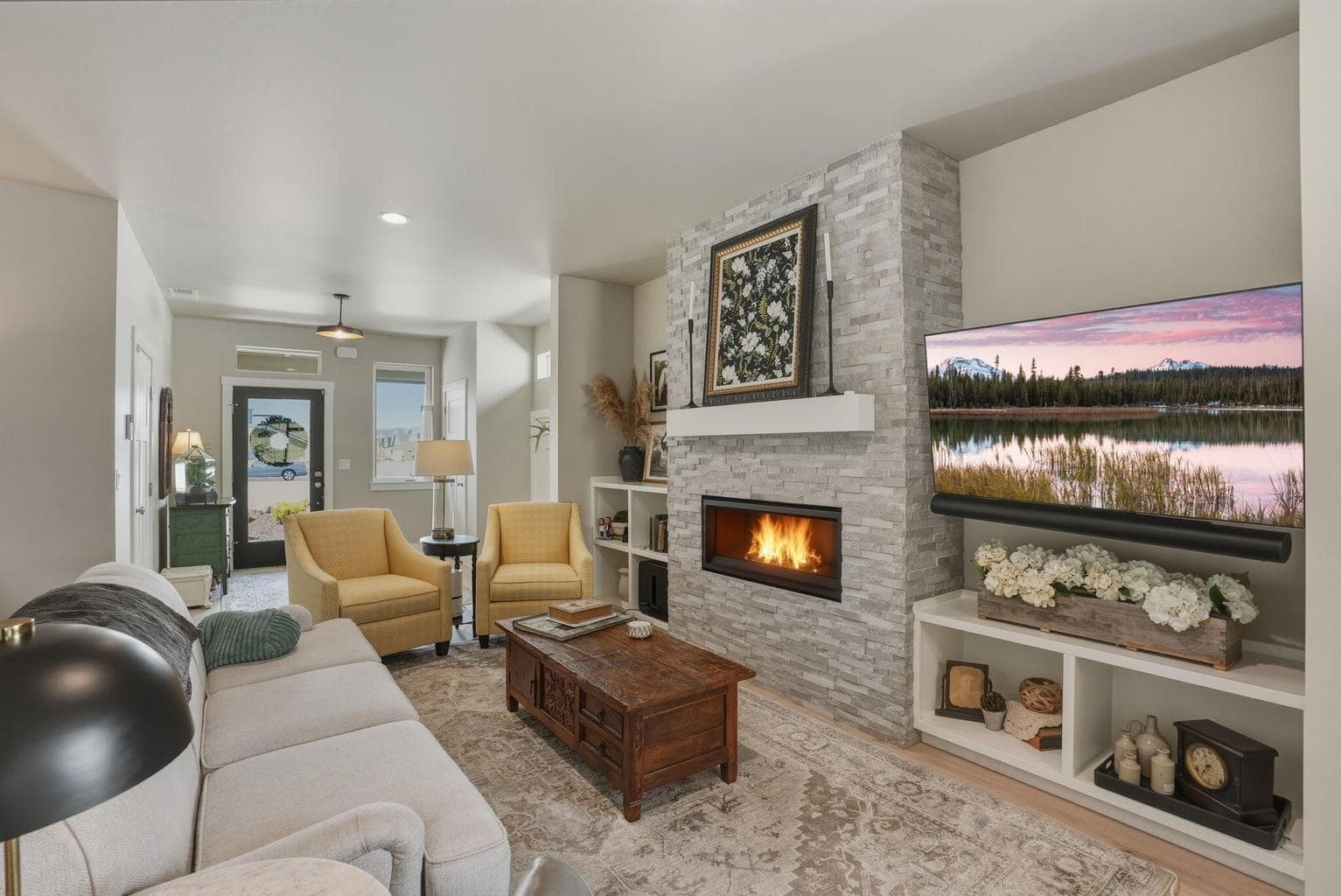 Photo of 20546 Aberdeen 5 of 39
