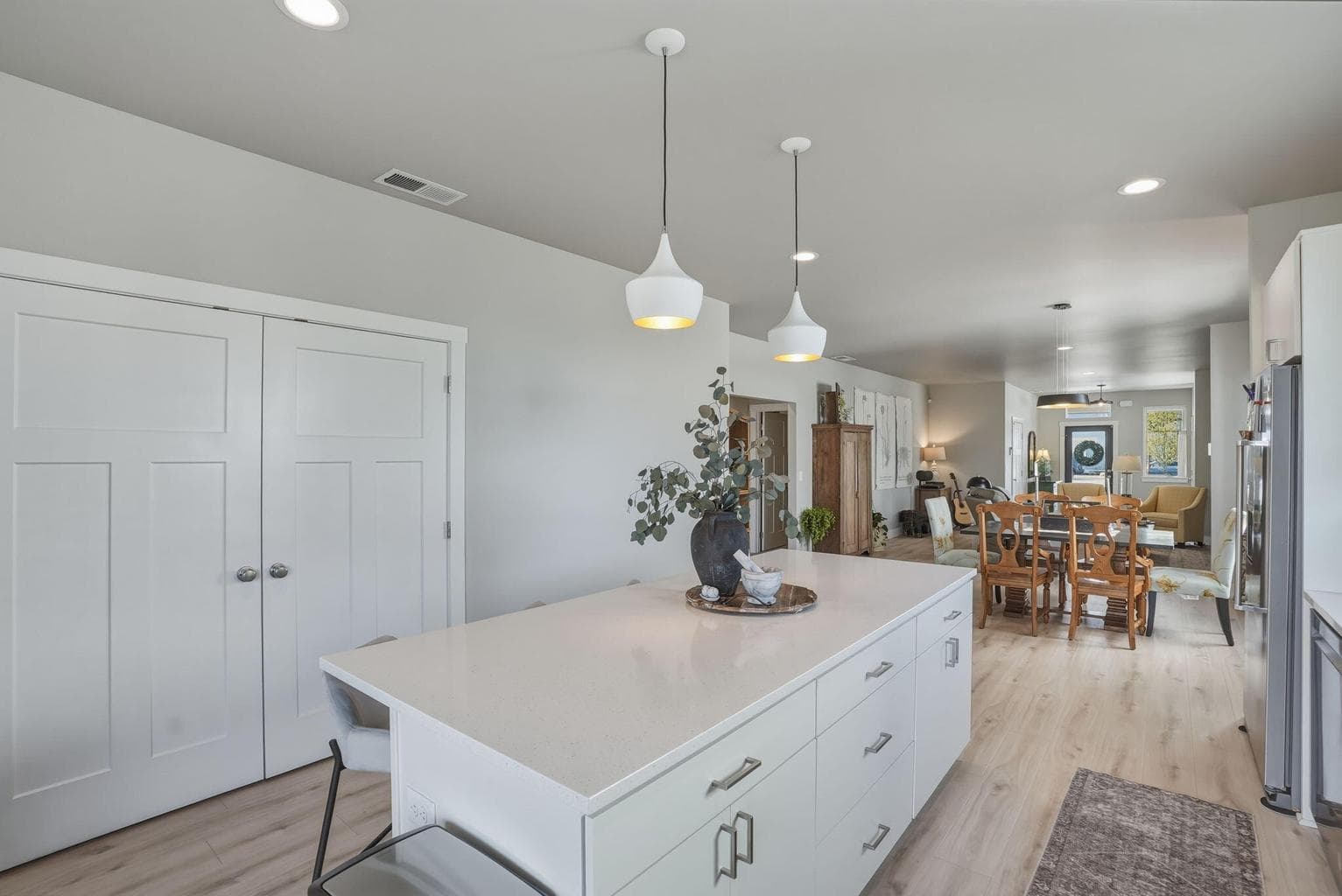 Photo of 20546 Aberdeen Court 12 of 40