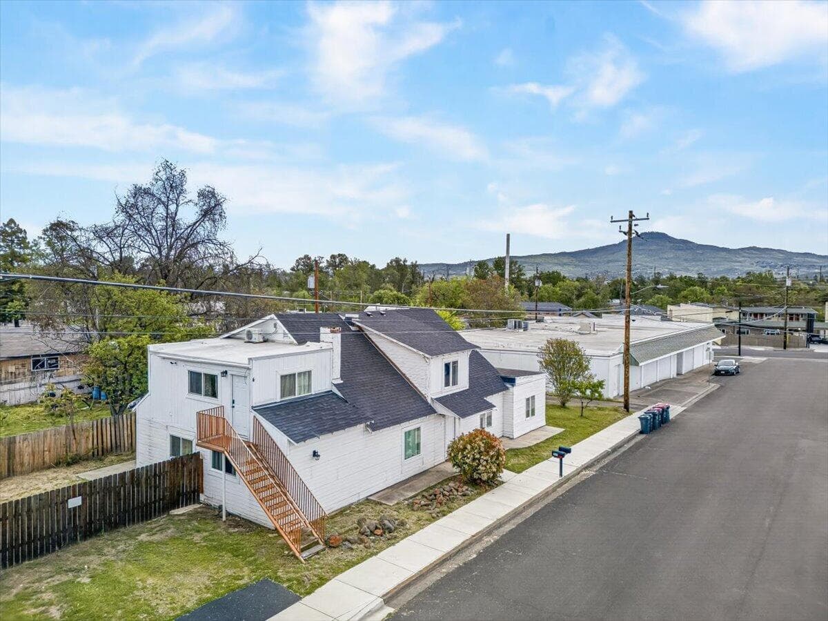 Photo of 515 Liberty 3 of 41