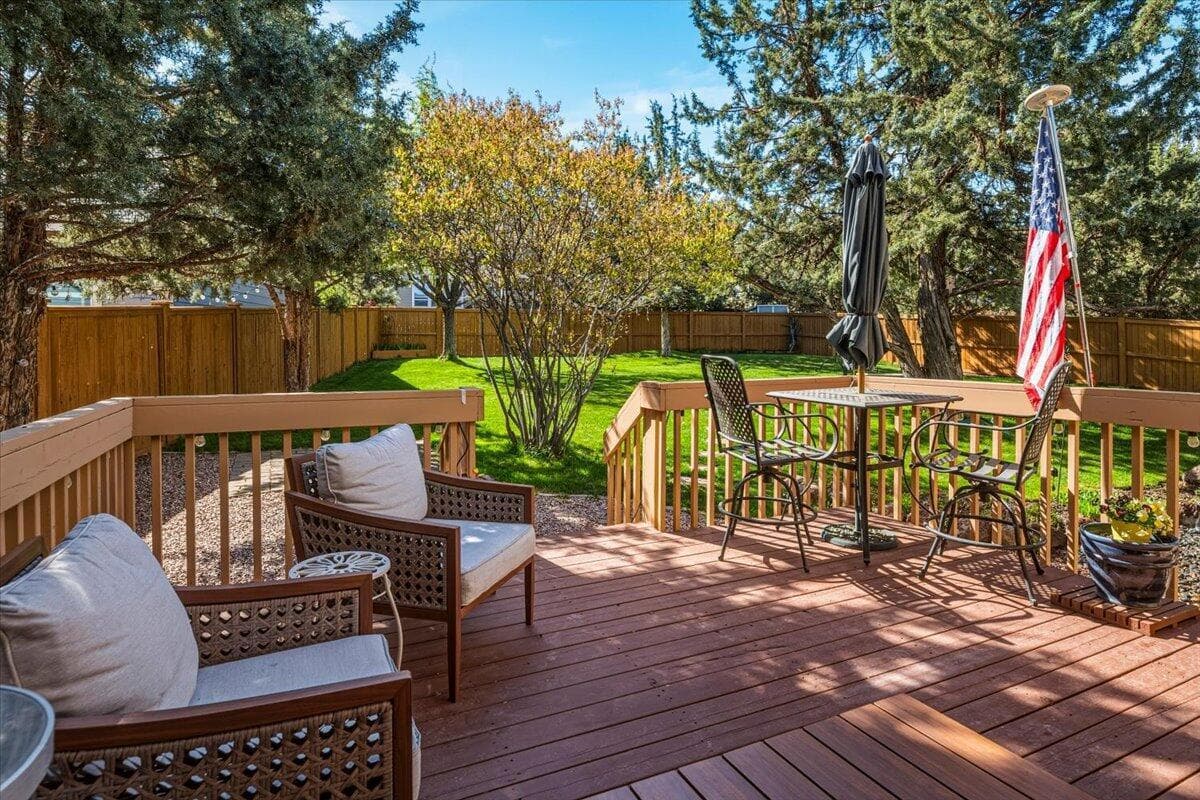 Photo of 4010 SW Majestic Avenue 36 of 55
