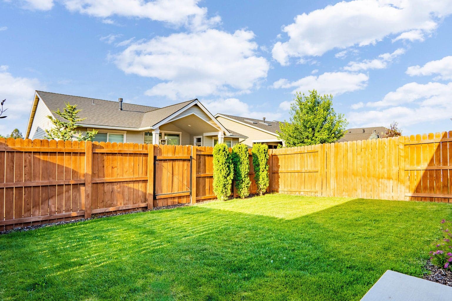 Photo of 3610 SW Badger Avenue 17 of 23