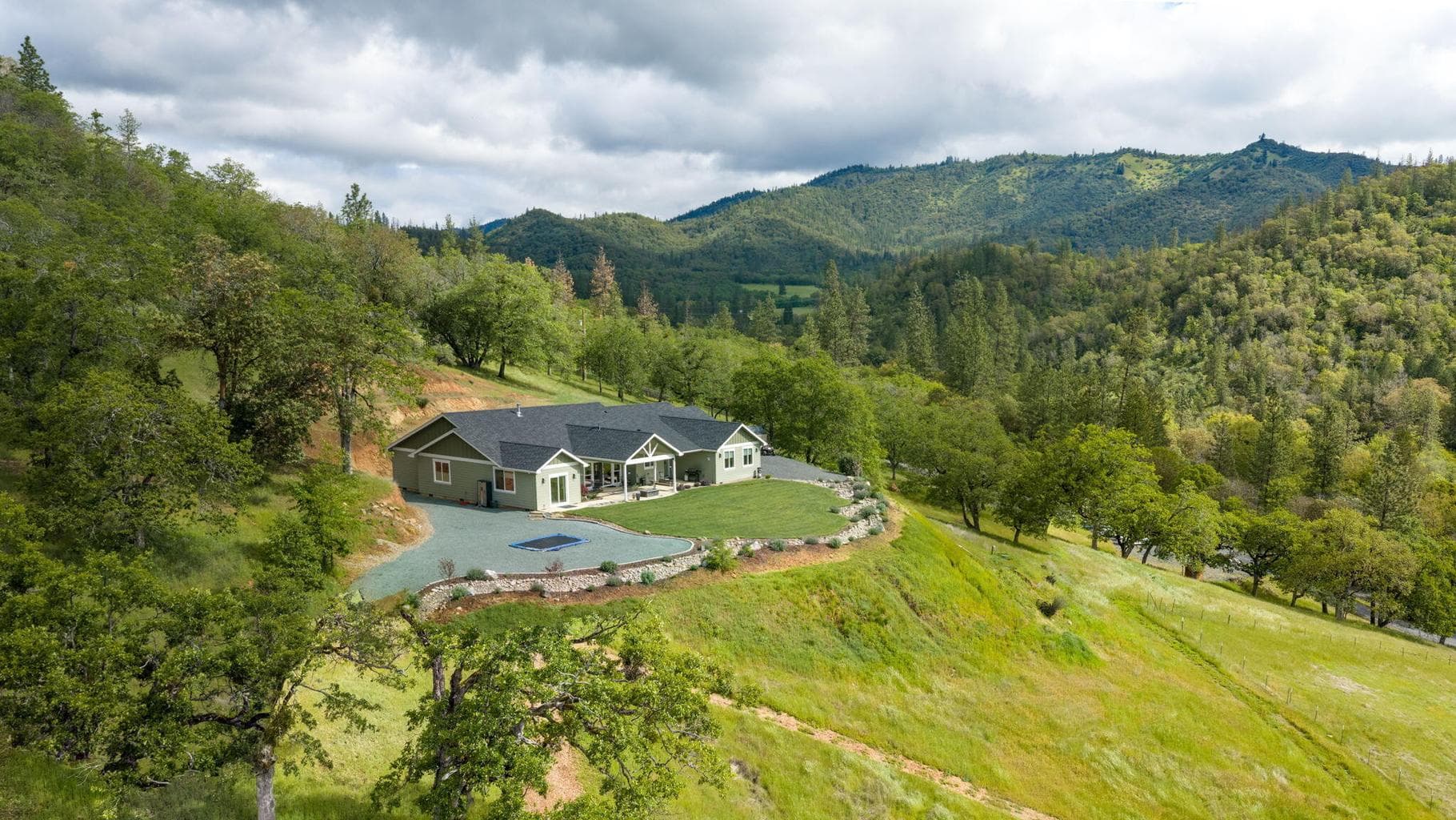 Photo of 1455 Sardine Creek 3 of 66