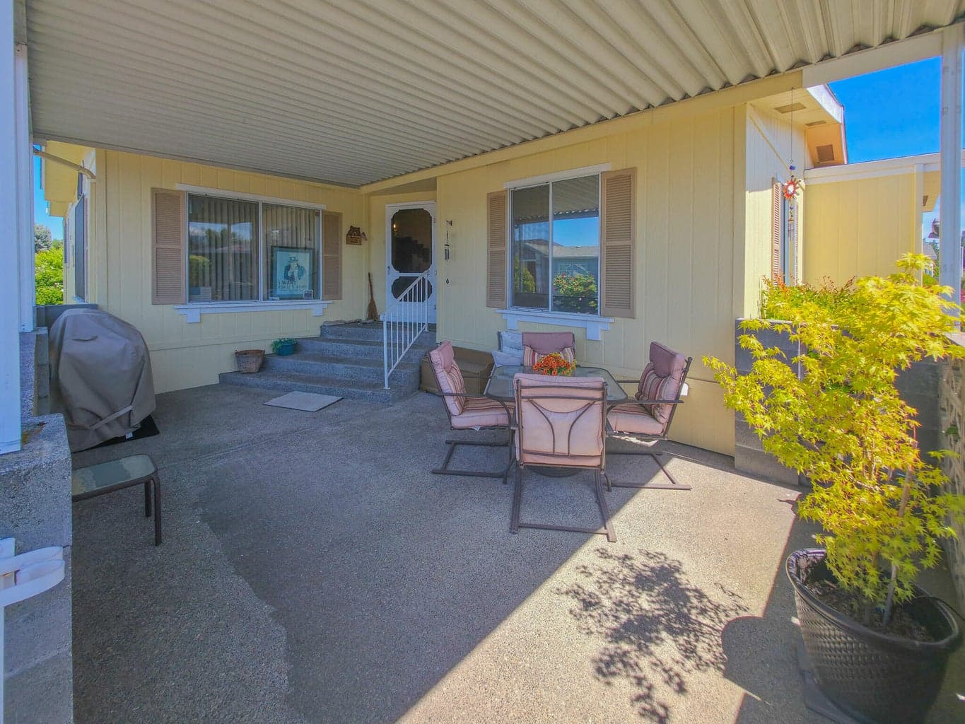 Photo of 215 Whispering Willow 2 of 27