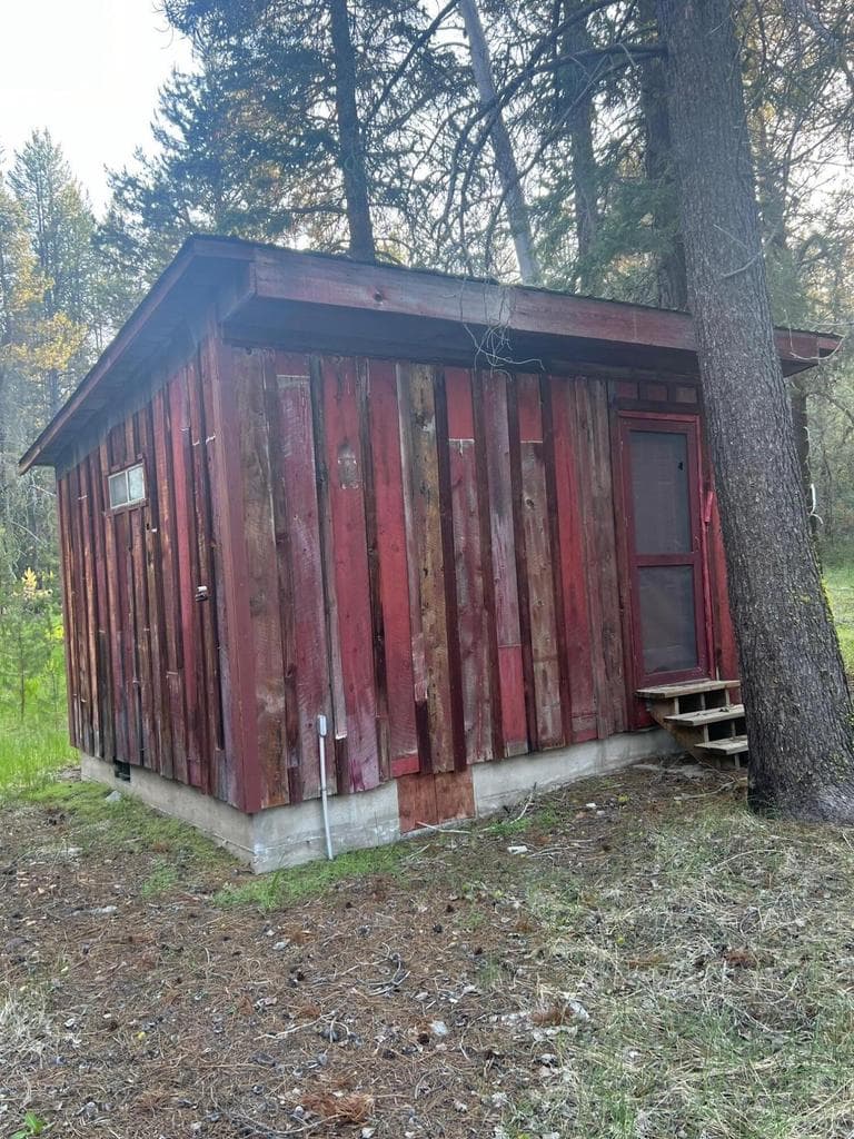 Photo of 80852 HWY 140 3 of 9
