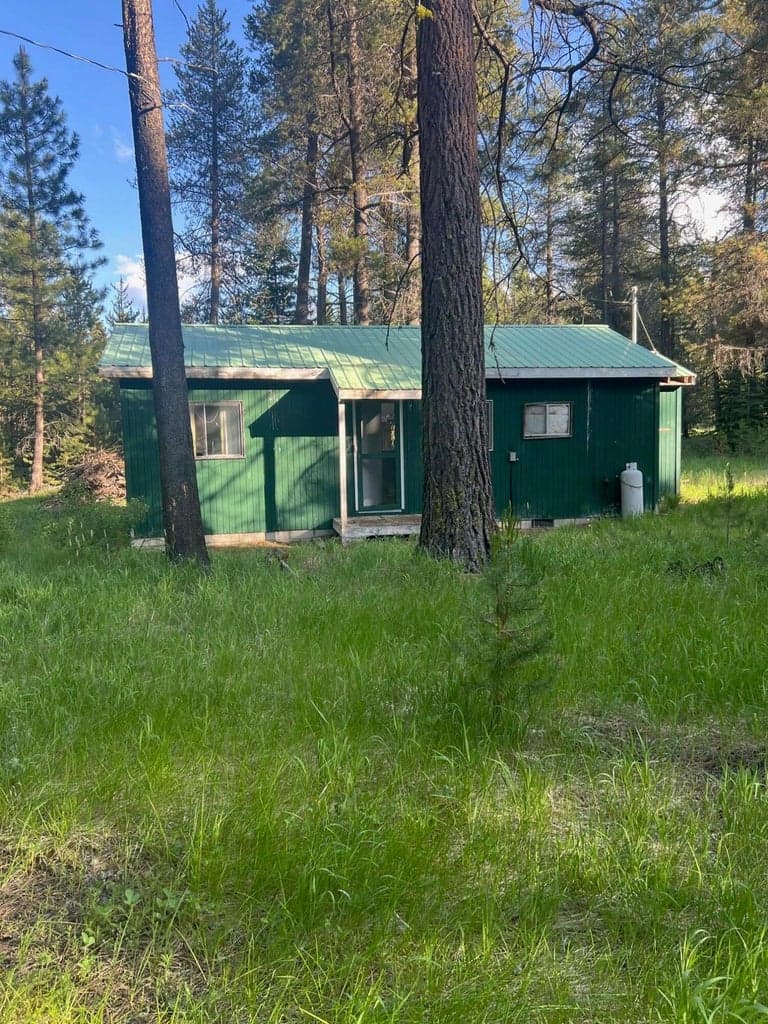 Photo of 80852 HWY 140 5 of 9