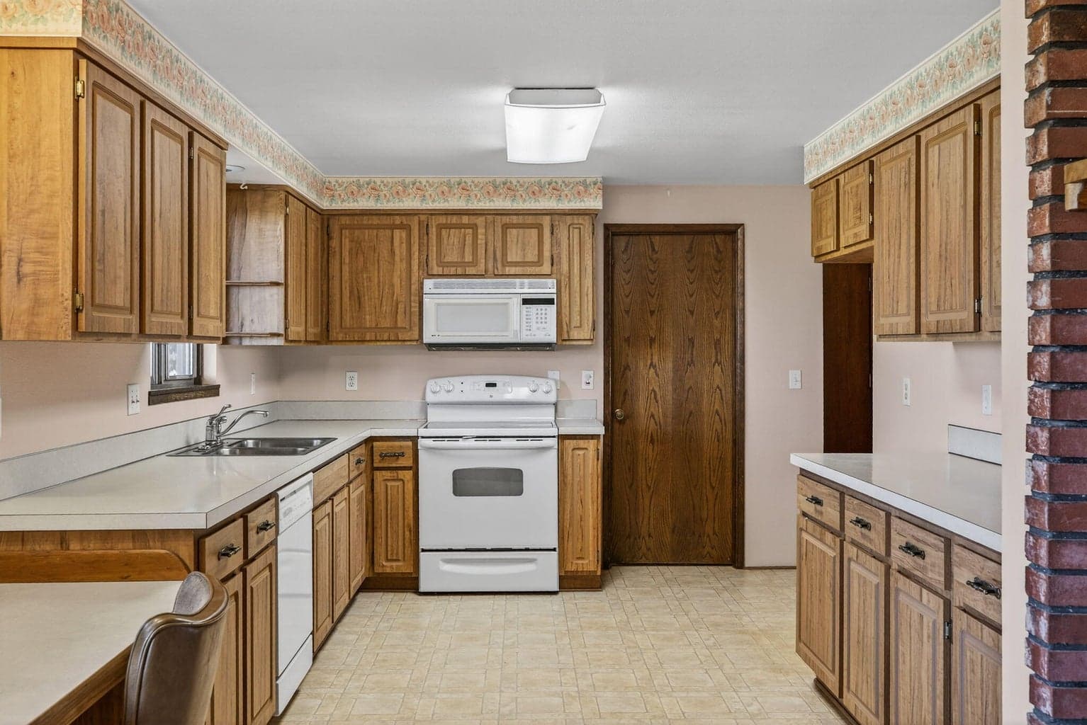 Photo of 951 Rancho 3 of 47